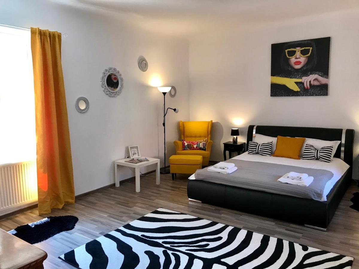 9 Central Residence 브라쇼브 외부 사진