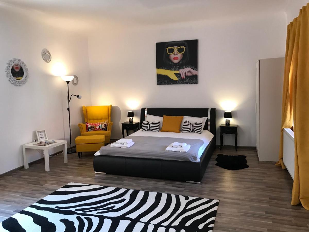 9 Central Residence 브라쇼브 외부 사진
